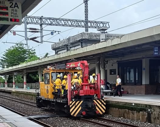 馬太鞍堰塞湖災後連夜復線　臺鐵臺東線今晨恢復正常行駛